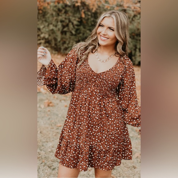 New In Boutique Chocolate Long Sleeve Mini Dot Dress Size Small - Picture 1 of 12